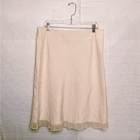 Amanda Smith Dresses & Skirts - Amanda smith Cream Size 14 silk linen blend skirt ruffle Chiffon hem A Line